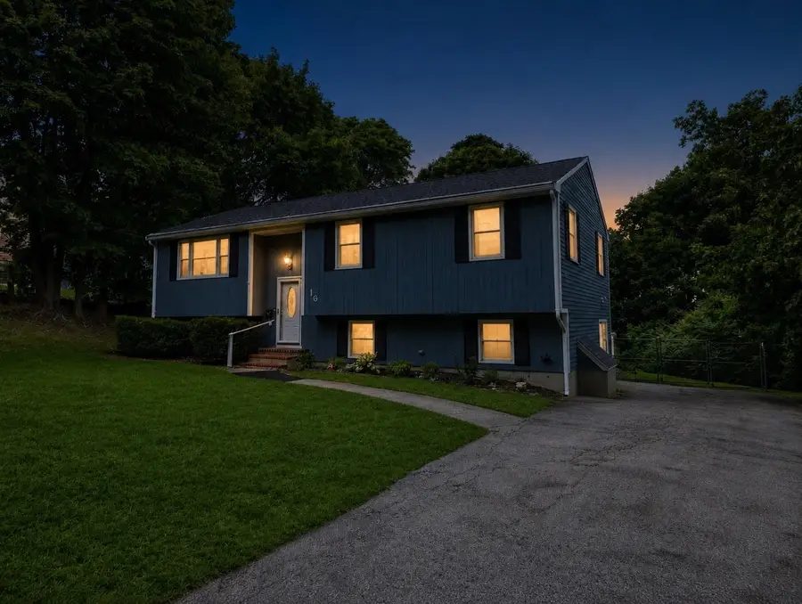 16 Andrew Avenue, Hull, MA 02045 - #3
