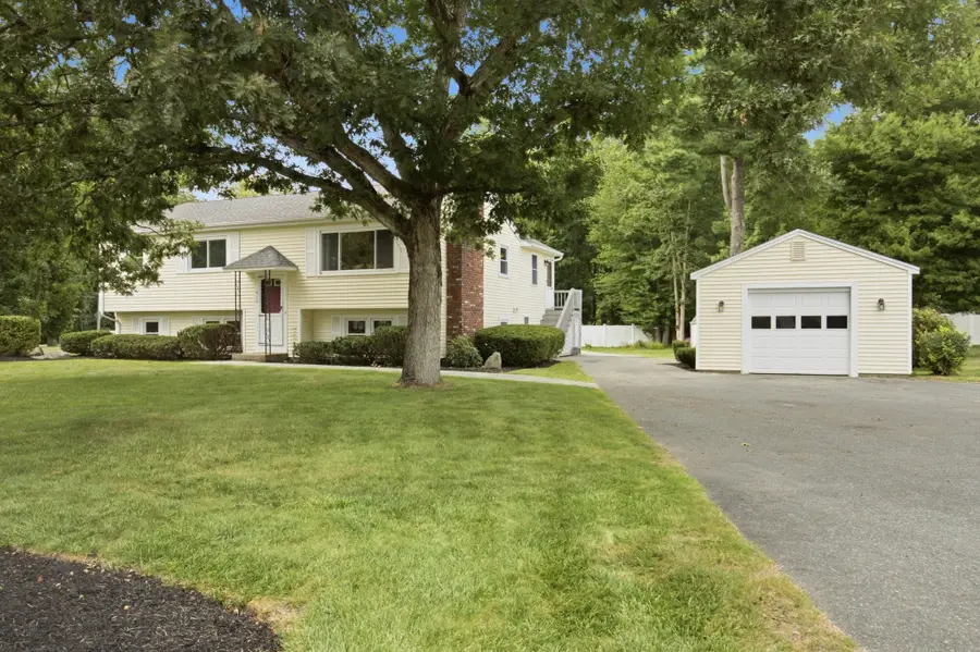 410 Crescent St, East Bridgewater, MA 02333 - #3
