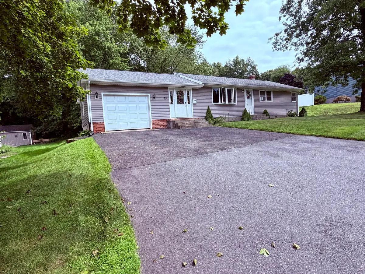 75 Longwood Dr, Chicopee, MA 01020 - #1
