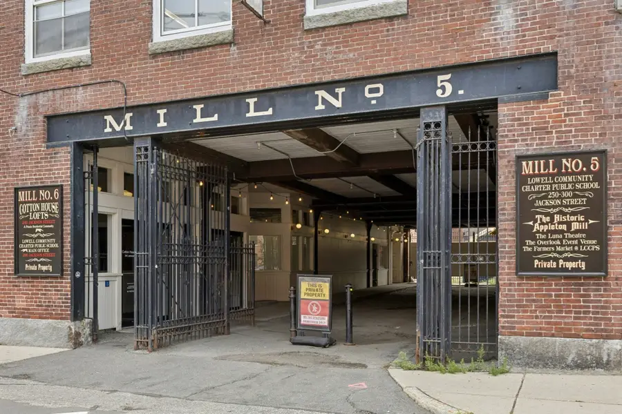 240 Jackson St #330, Lowell, MA 01852 - #2