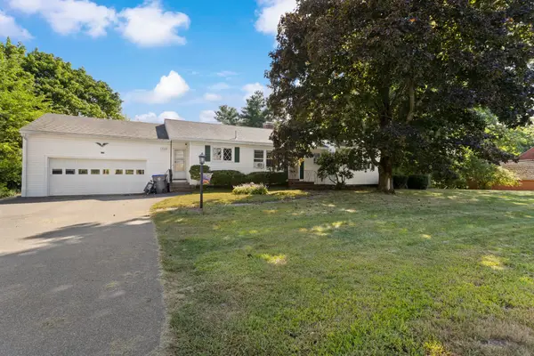 129 Pleasant Valley St, Methuen, MA 01844
