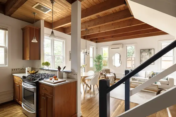 214 Hurley Street #214, Cambridge, MA 02141