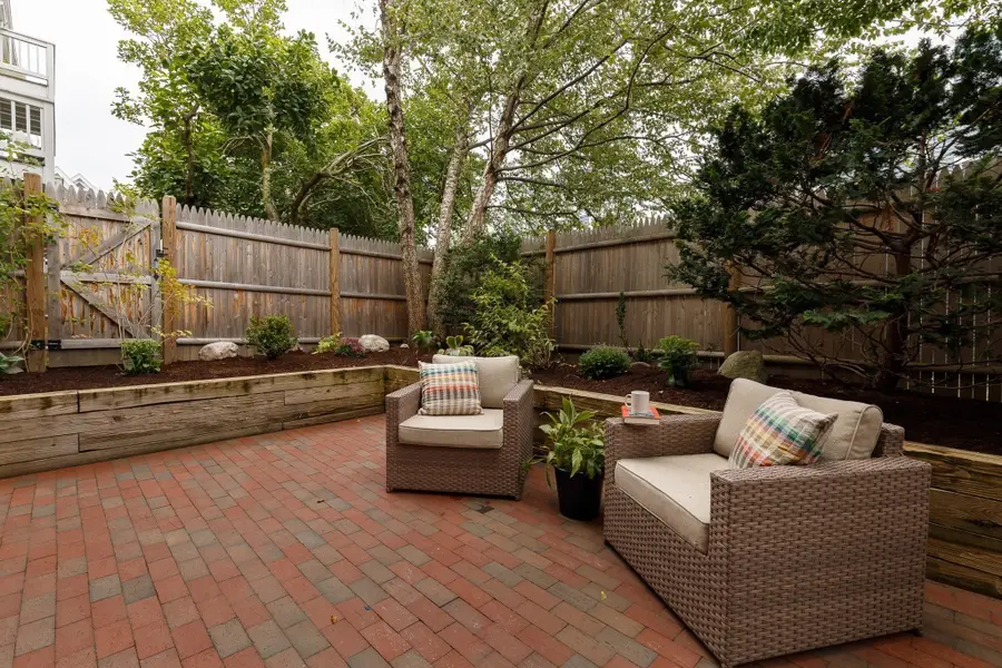 214 Hurley Street #214, Cambridge, MA 02141 - #3