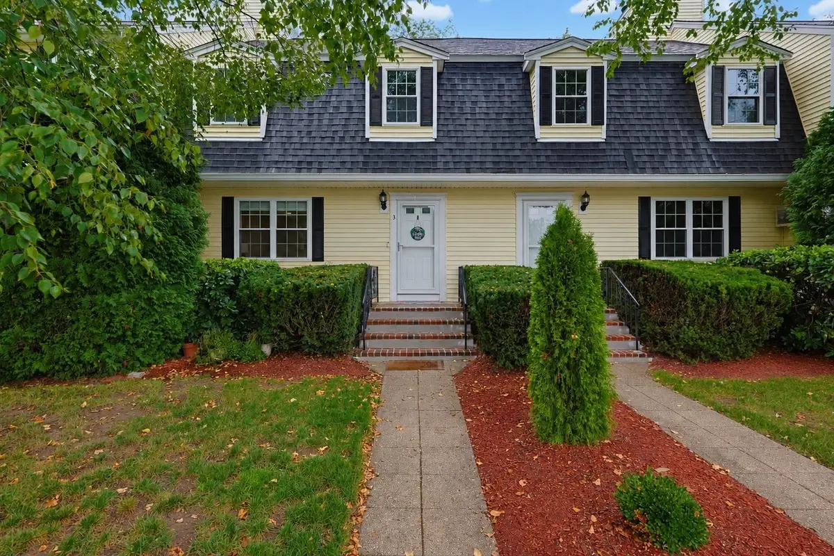 91 West Main St #3, Norton, MA 02766 - #1