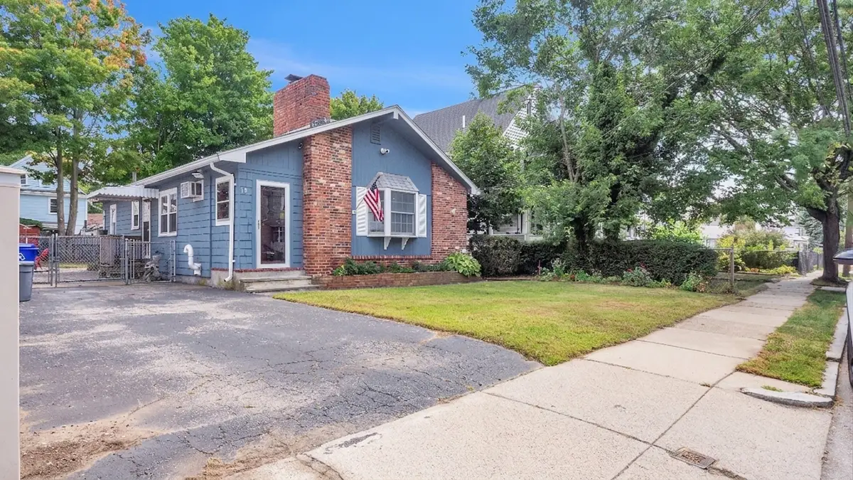 12 Clifford St, Boston, MA 02136 - #1