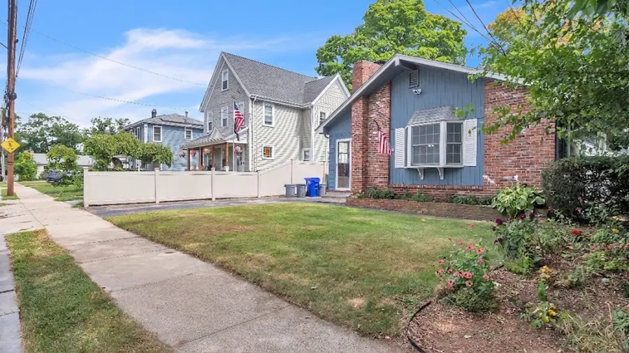 12 Clifford St, Boston, MA 02136 - #2