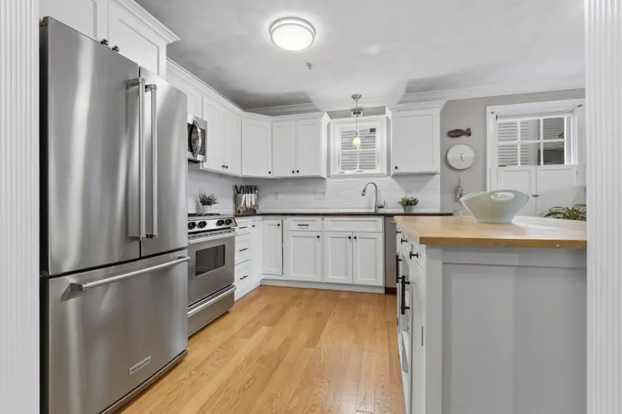 16 Ship St #16, Newburyport, MA 01950 - #3