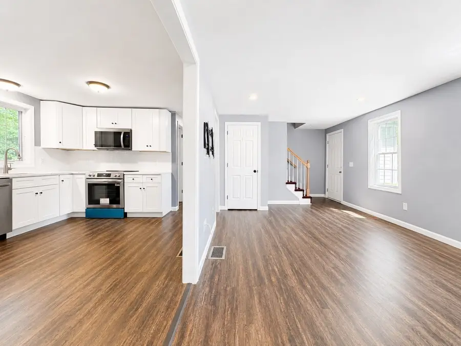 34-36 Hammond St #34, Bridgewater, MA 02324 - #2