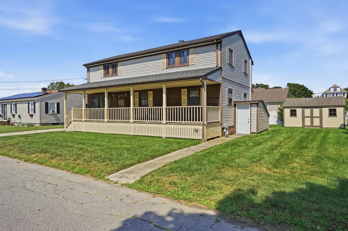 21 Webster St, Dartmouth, MA 02748 - #1