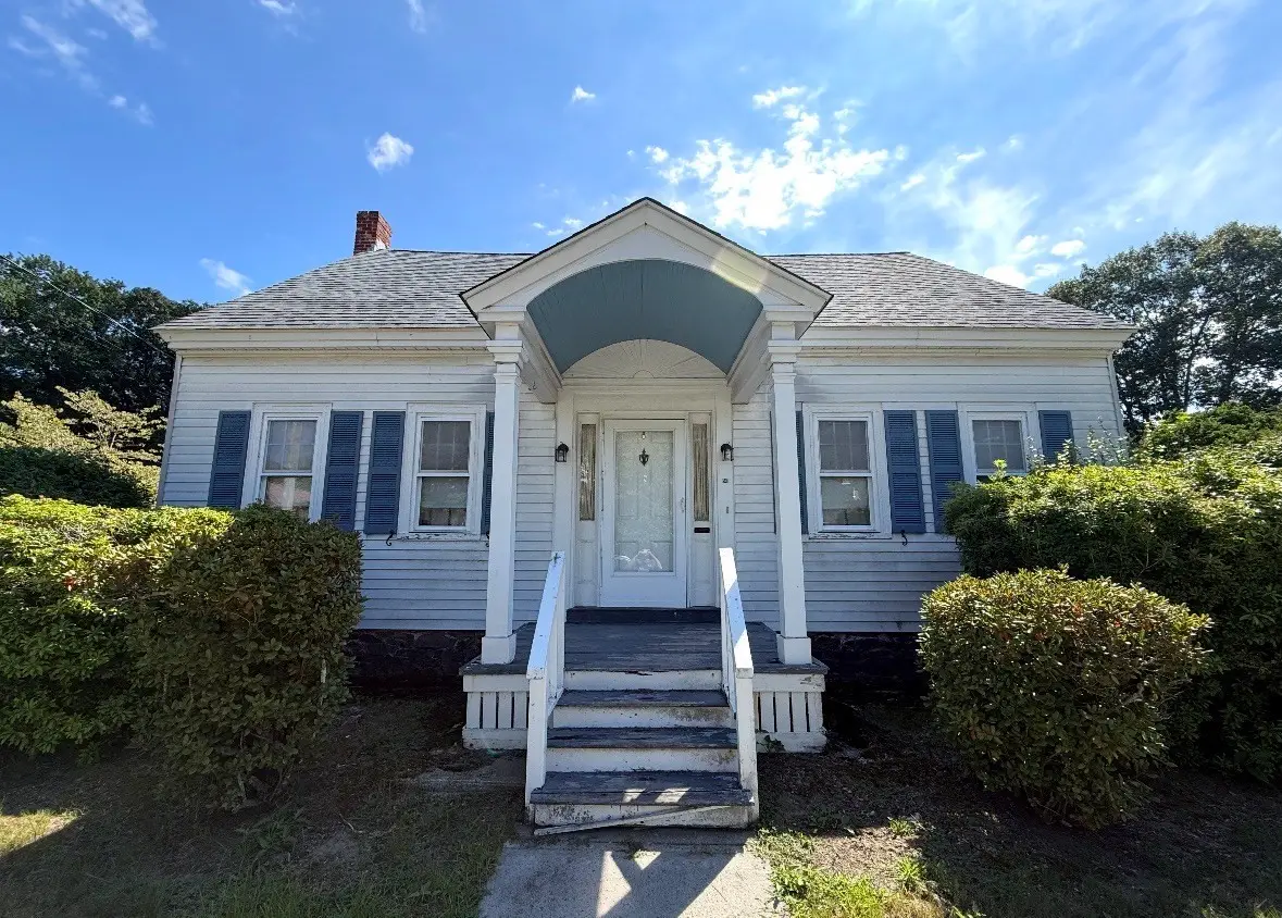 50 Clifford St, Taunton, MA 02780 - #1