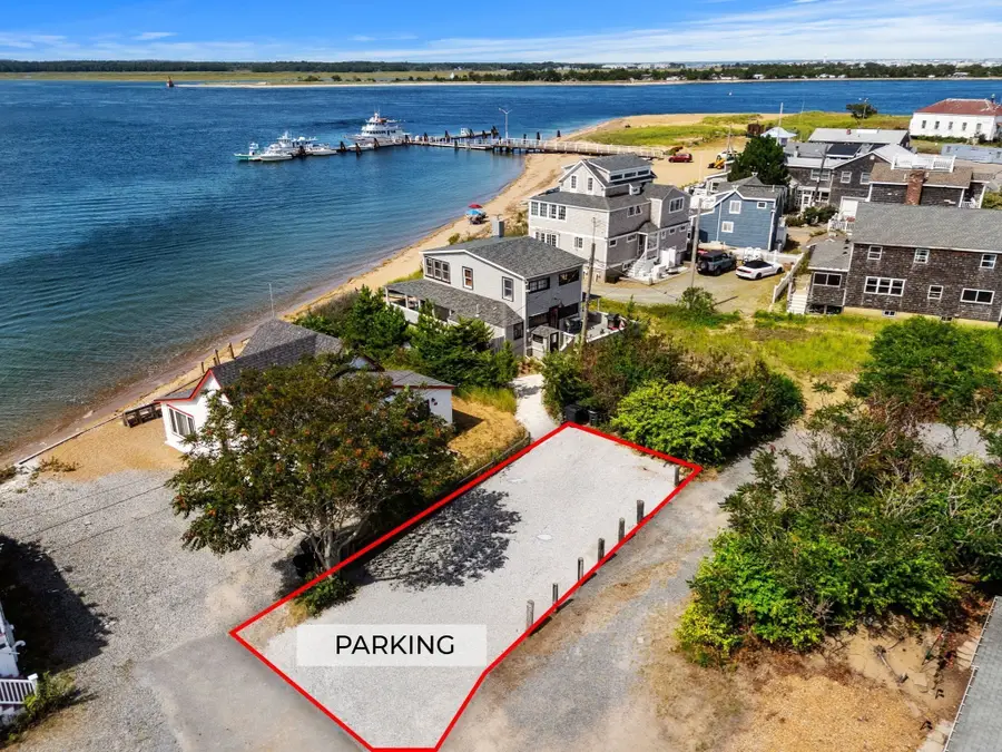 17 82nd St, Newburyport, MA 01950 - #3