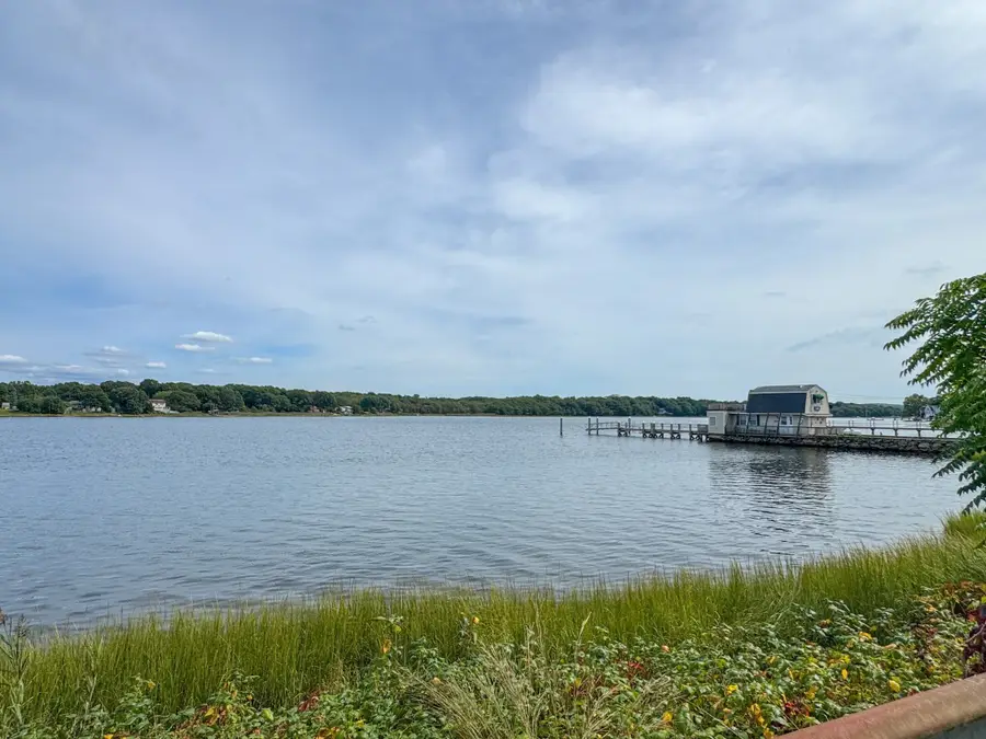 2496 Pleasant St, Dighton, MA 02715 - #2