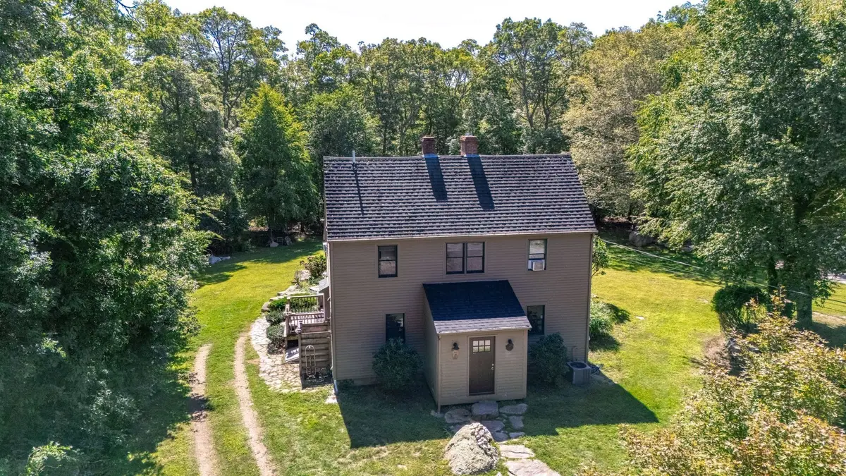 2 Monument Dr, Westport, MA 02790 - #1