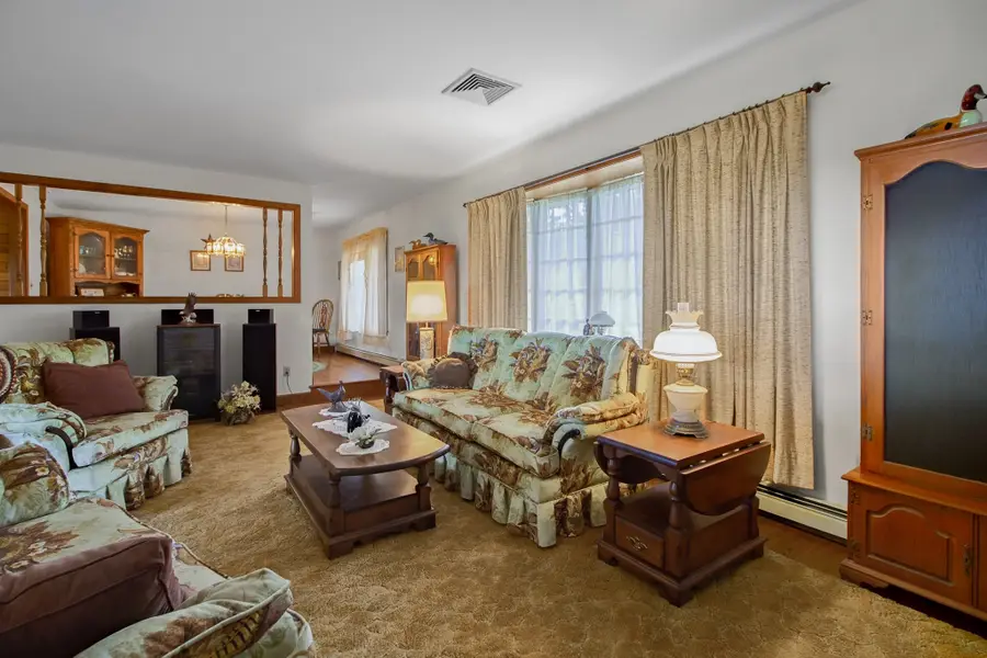 2835 County St, Dighton, MA 02715 - #2