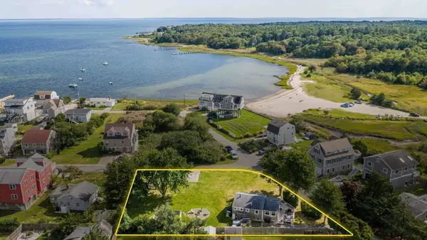 1 Harbor Road Hb, Mattapoisett, MA 02739