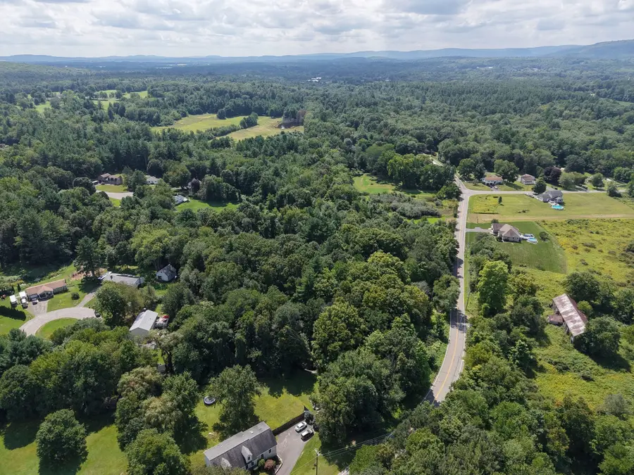 177 Brickyard Rd, Southampton, MA 01073 - #3