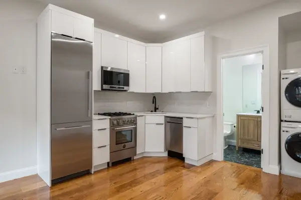 166-168 Salem Street #7, Boston, MA 02113