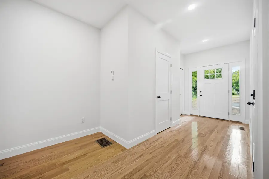 24 Nashua Rd #2, Pepperell, MA 01463 - #3
