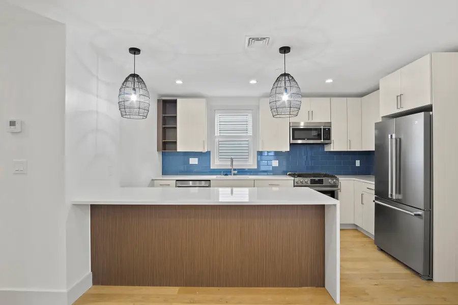 26 Crescent Ave #1, Boston, MA 02125 - #3