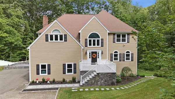 134 Parker Rd, Framingham, MA 01702