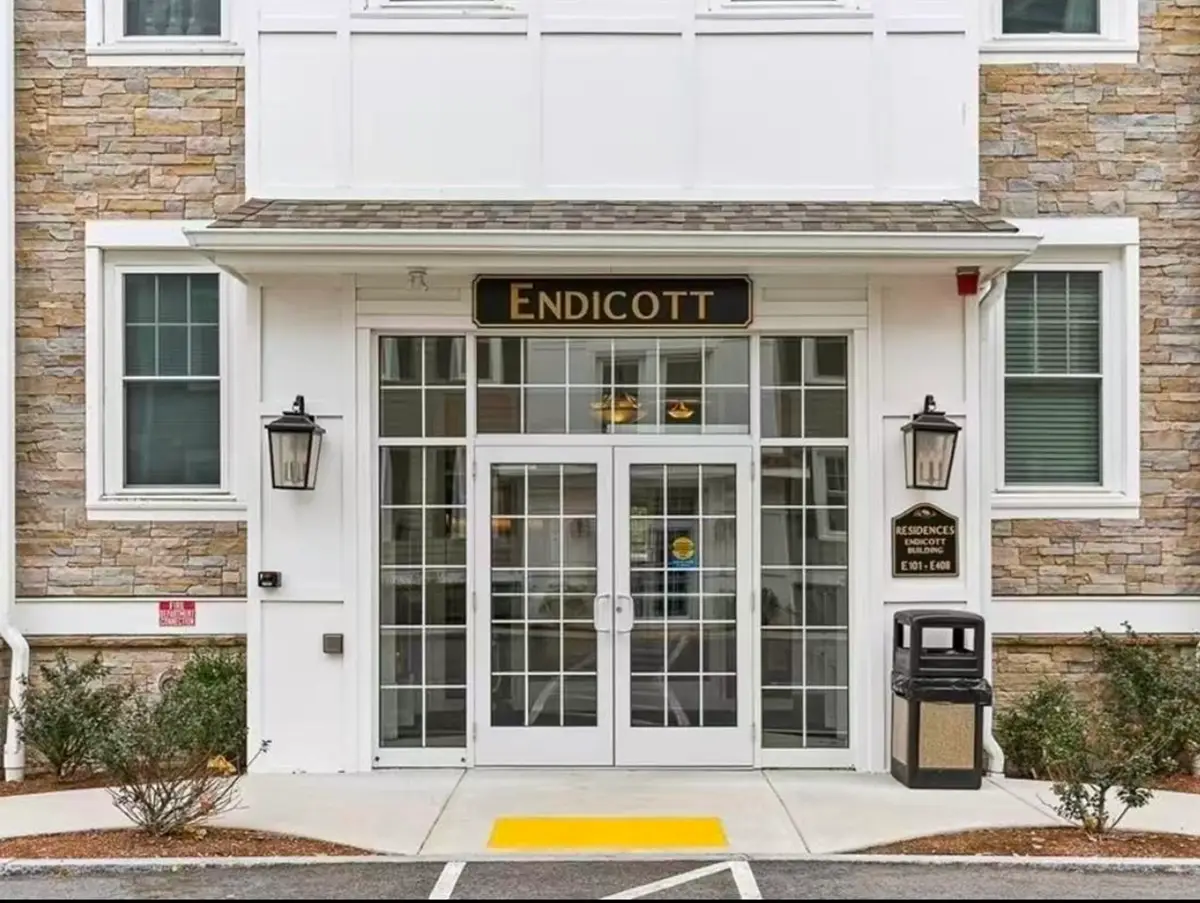 320 Middlesex Ave #E104, Medford, MA 02155 - #1