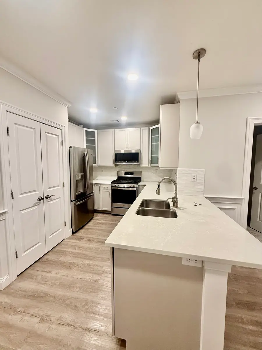 320 Middlesex Ave #E104, Medford, MA 02155 - #3