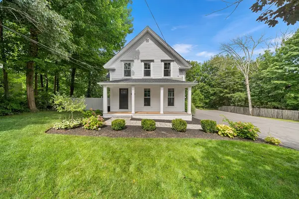 1046 Center St, Dighton, MA 02715