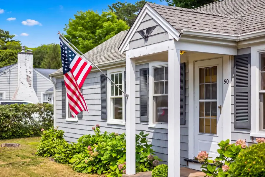 50 Pine St, North Falmouth, MA 02556 - #2