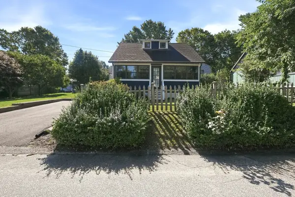 58 Cape Cod Avenue, Plymouth, MA 02360