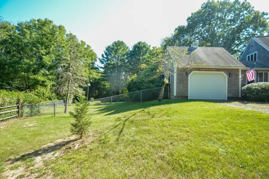 18 Town Landing Rd, Berkley, MA 02779 - #2