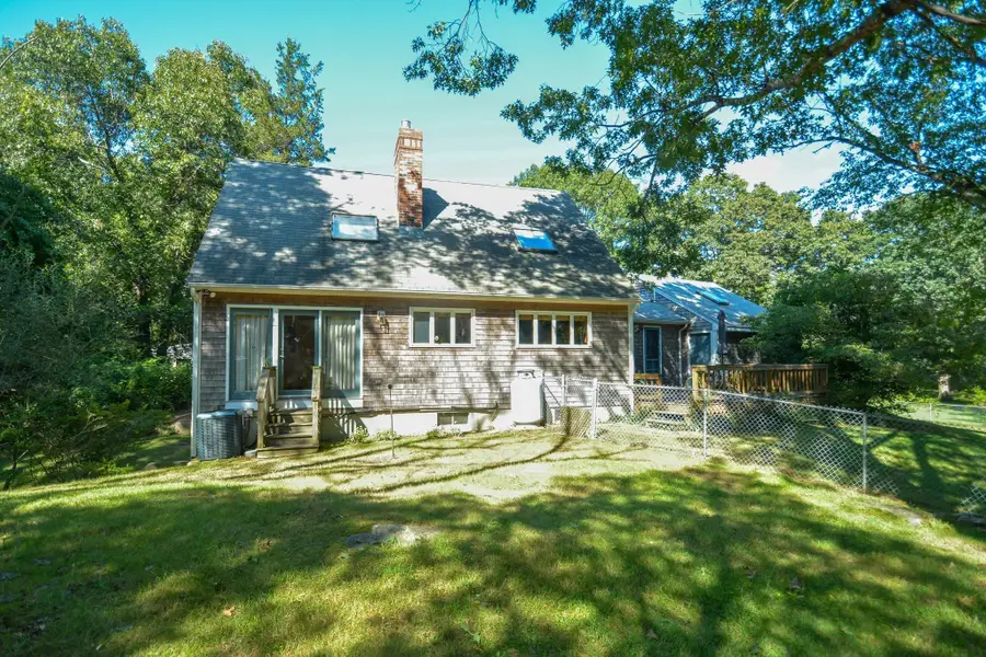 18 Town Landing Rd, Berkley, MA 02779 - #3