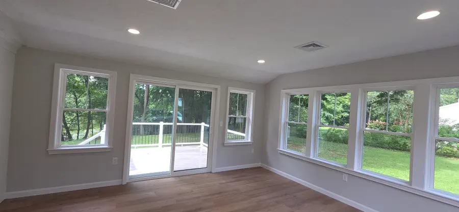 13 Delmar Rd., Medway, MA 02053 - #3