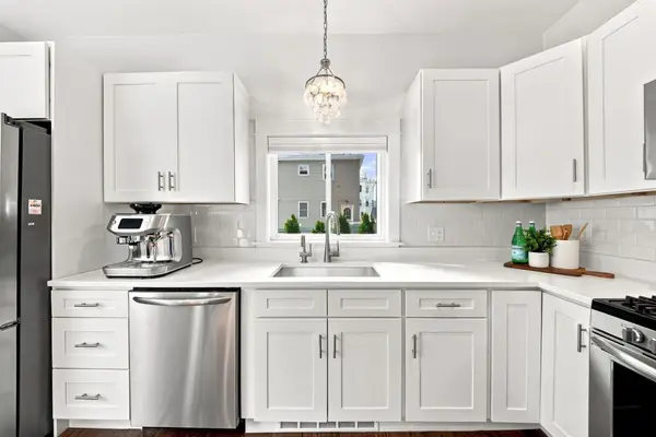 18 Partridge Ave, Somerville, MA 02145