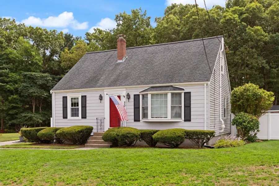 30 Eastman Ave, Foxboro, MA 02035 - #3