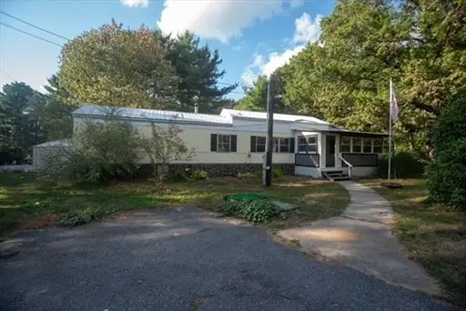 20 Dana Road, Barre, MA 01005