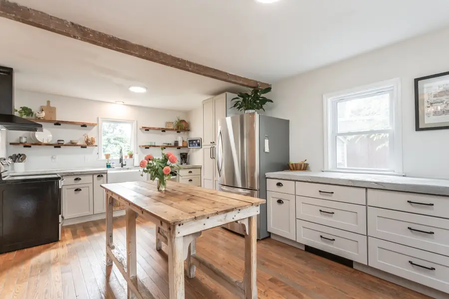 719 Warren Ave, Swansea, MA 02777 - #2