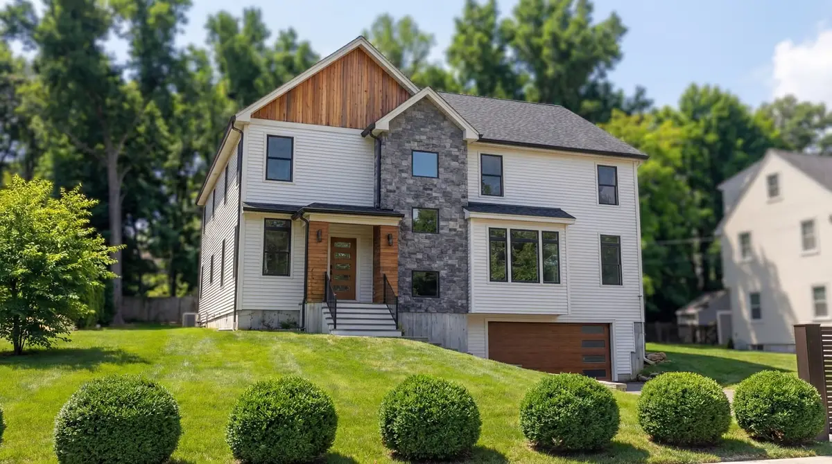 135 Hartman Rd, Newton, MA 02459 - #1