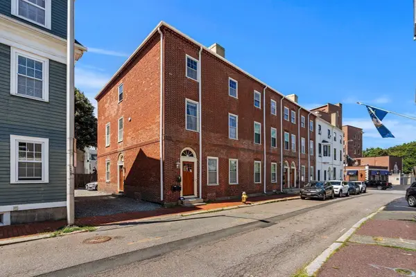 10 Union St #3, Salem, MA 01970