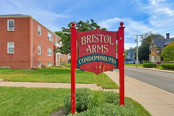 180 S Main St #21, Attleboro, MA 02703