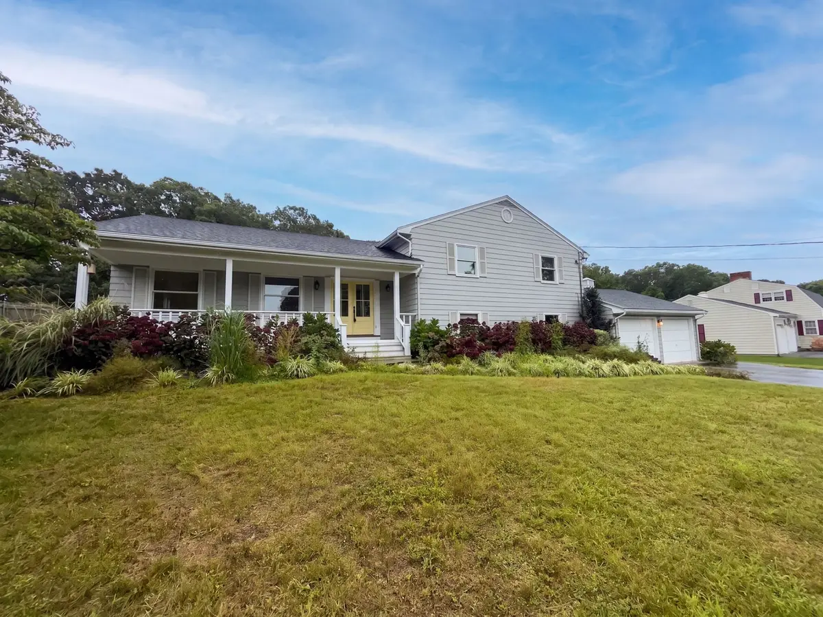 18 Sherwood Dr, Westerly, RI 02891 - #1