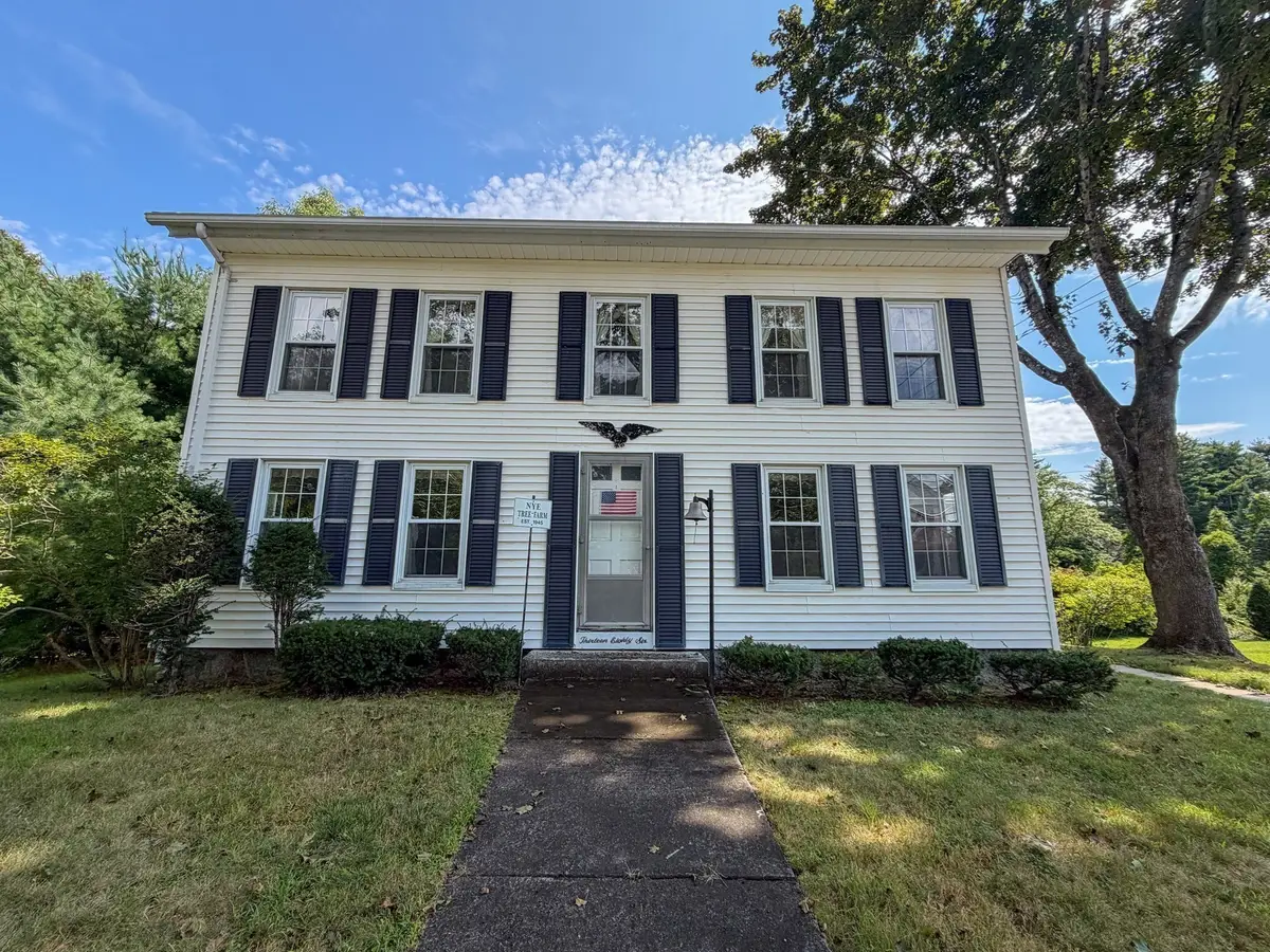 1386 Pleasant St, Athol, MA 01331 - #1