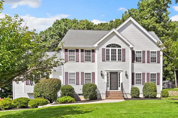 36 Highridge Rd, Bellingham, MA 02019