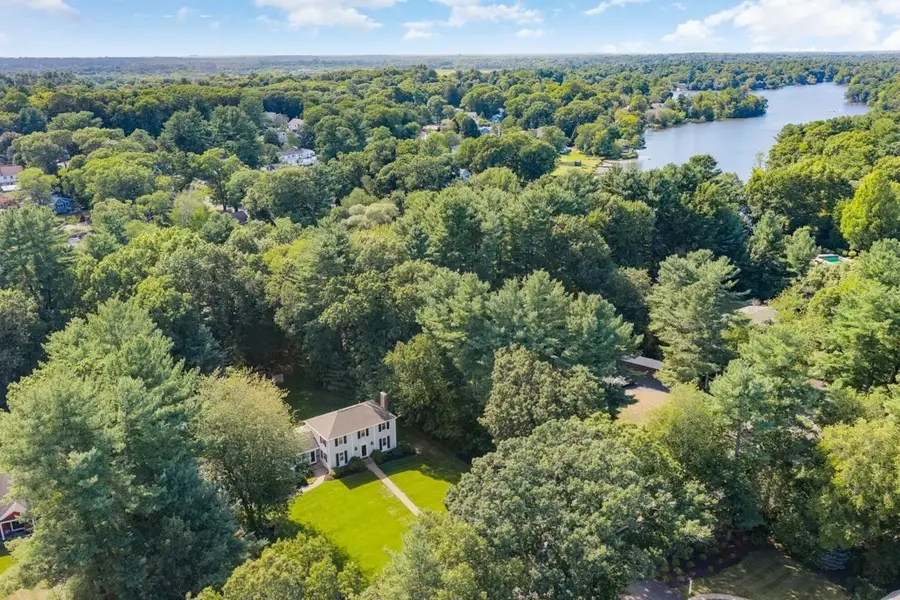 24 Edgemere Rd, Lynnfield, MA 01940 - #2