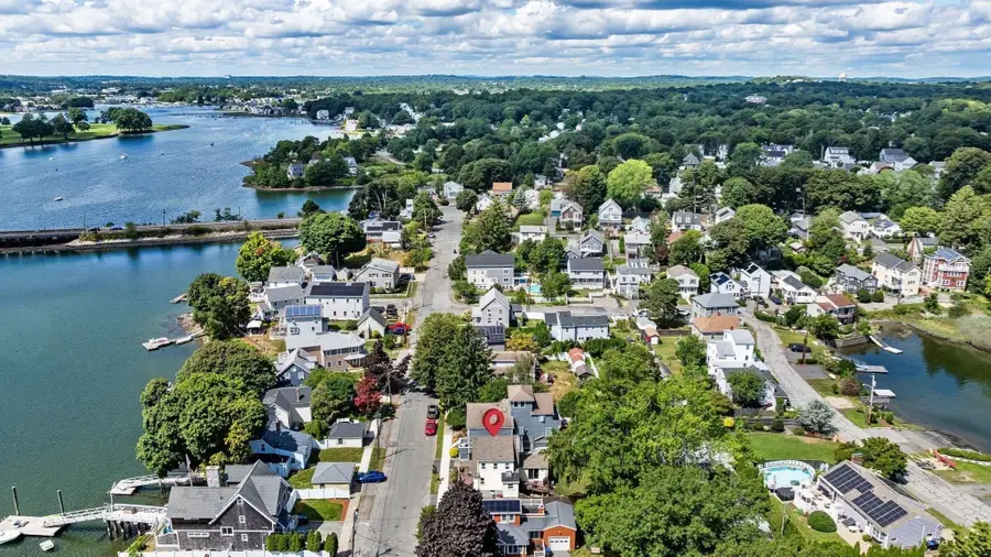 32 Crescent Ave, Beverly, MA 01915 - #2
