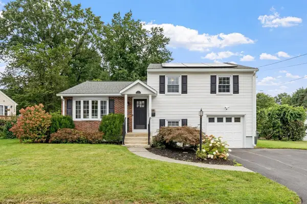 119 Smith St, Leominster, MA 01453