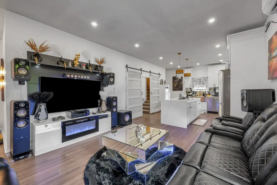 24 Rockaway Ct, Lynn, MA 01902 - #3