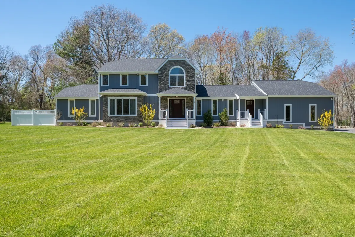 11 Walnut St, Assonet, MA 02702 - #1
