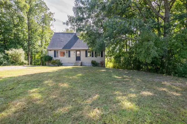 136 North St, Danvers, MA 01923