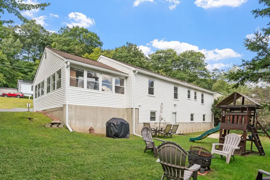 54 North St, Leominster, MA 01453 - #3