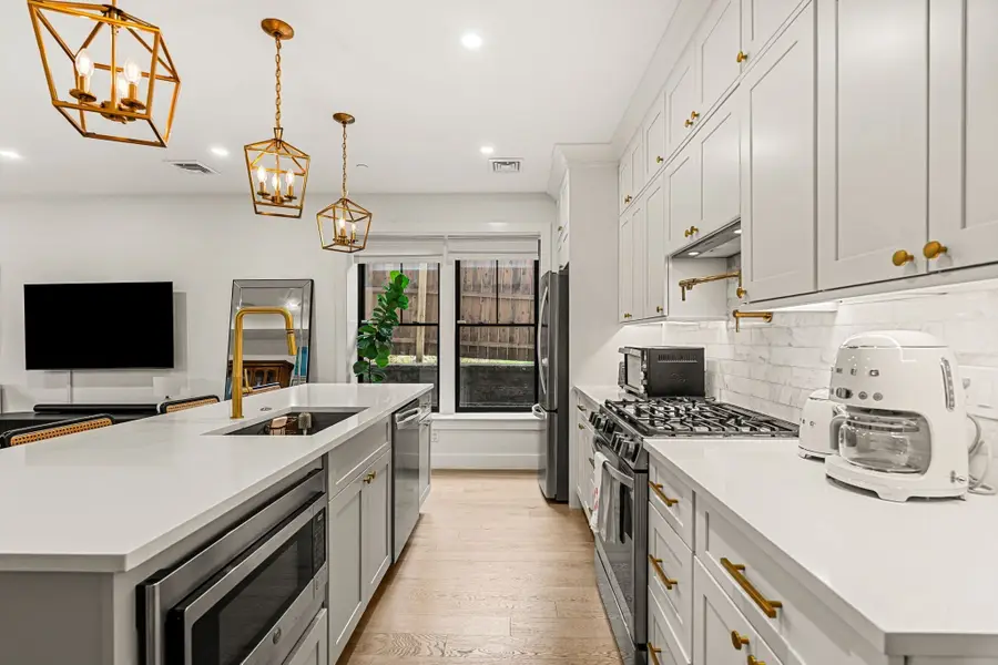 12 Bowdoin Ave #1, Boston, MA 02121 - #3